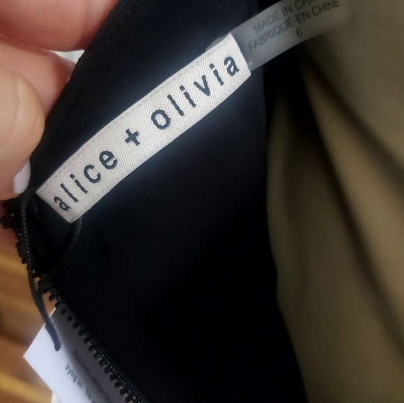 Alice + Olivia Tayla Lantern Mini Dress $295 size 6 NWT - Picture 4 of 8